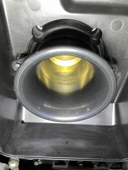 Moto Guzzi V85TT velocity stack - 10