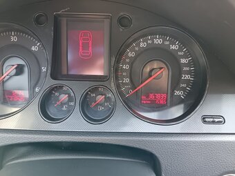 Volkswagen Passat - 10