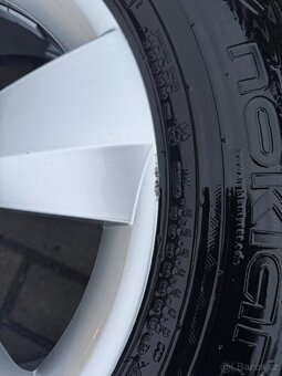 ORIGINÁL Alu Škoda NANUQ R17, 5x112 - ZIMNÍ PNEU - 10