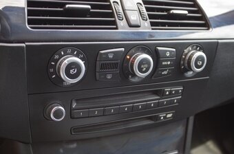 BMW 530d Touring - 10