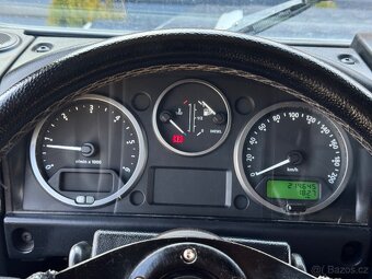 Land rover Defender 2,4 - 10