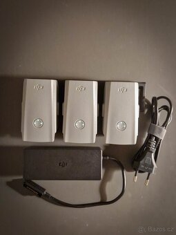 Dron DJI Mavic Air 2S Fly More Combo - 10