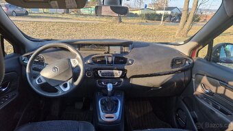 Renault Scénic 1.5 dCi automat BOSE - 10