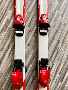 Dětské carvingové lyže HEAD 126cm + hůlky - 10