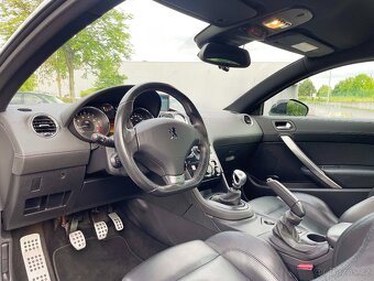 Peugeot RCZ - 200THP, benzín - 10