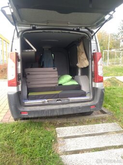 Obytná dodávka ideální pro rybáře nebo pejskaře - 10