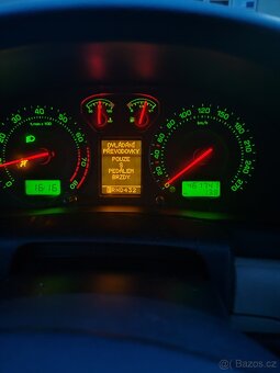 Superb 2,8 2006 lpg - 10