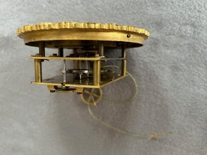 Malé závažové hodiny miniatury okolo roku 1850 - originál. H - 10