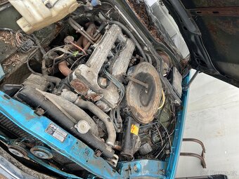 Mercedes Benz W126 280SE 280SEL - 10