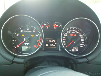 Audi TT2.0 Tfsi 2010 manuál S-Line - 10