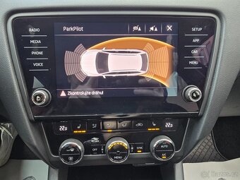 MONDEO 2,0 138kW VIGNALE PANORAMA MASÁŽ 2022 ČR 43tkm - DPH - 10