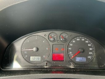 VW Caravela 1.9 tdi 75 VW - 10