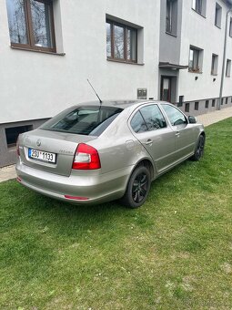 Škoda Octavia II 1.4 - 10
