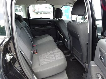 Peugeot 3008 1,6 HDI - 10
