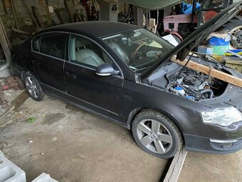 Díly passat B6 - 10