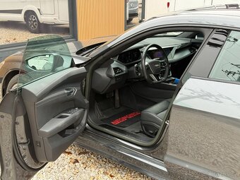 Audi E-Tron GT 93,4kWh 350kW Quattro Matrix, Pano, Záruka - 10