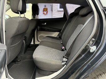 KIA CEED SW 1,6 CRDi 85kW KLIMA,ALU,NOVÁ STK - 10