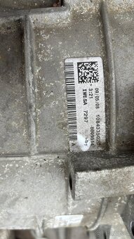 Audi s5 4.2 fsi zbytek dílu z bouračky - 10