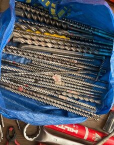Hilti Diamant.korunky,vrtáky,oškrty,řezné kotouče - 10