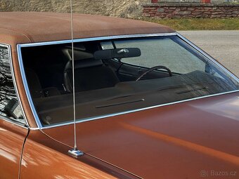 Ford Thunderbird - 10