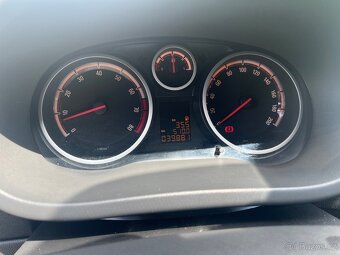 Prodám Opel Corsa 1.2i 63 Kw / 85hp Sport - 10