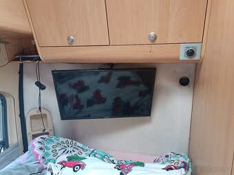 Prodám originál vestavbu Adria - 10
