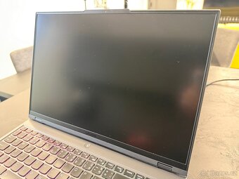 Lenovo Legion 5 pro 16ACH6H kovový - 10