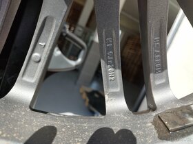 Alu kola Aez R20, nové zimní pneu 285/45 R20, včetně čidel - 10