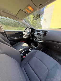 Kia RIO 2011 1.4cvvt - 10