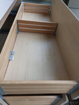 Umyvadlová skříňka s umyvadlem - 10