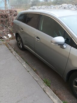Toyota Avensis 2.0 nafta. - 10