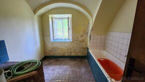 Prodám rodinný dům 110m², pozemek 1220m², včetně rybníku - 10