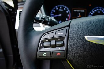 Hyundai Genesis 3.8 V6 GDi HTRAC - 10