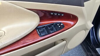 Prodej: Lexus GS450h hybrid. Maximální výbava LUXURY - 10