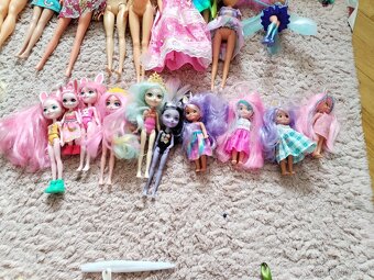 Velky dum pro barbie/panenky+vybava a panenky - 10