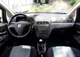 Fiat Grande Punto 1.4i 70kW 154 000KM PĚKNÝ VŮZ benzín - 10