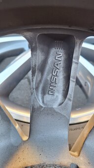 Alu kola Nissan 18" 5x114,3 letní pneu 215/55 R18 4mm - 10