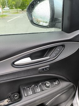 Prodám Alfa Romeo Stelvio Q4 - 10
