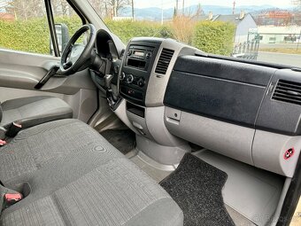 Odtahovka Mercedes Sprinter 519, 3.0CDI 140kw, Tažné 3500kg - 10