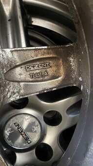 Zimní pneumatiky 215/60 r16 - 10