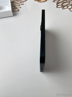 Apple iPhone 14 256GB - 10