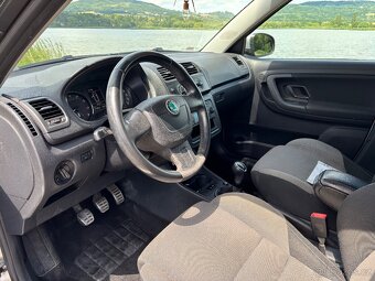 Skoda Fabia II facelift 2012 1.2 tsi 77kw Sportline - 10