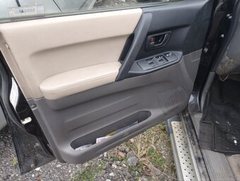 Pajero díly - 10