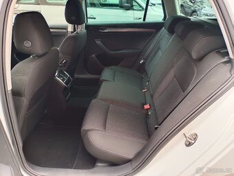 Škoda Superb 3 iV 1.4TSI 160kW DSG Tažné - záruka Autodraft - 10