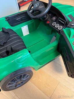 Dětské elektrické autíčko Mercedes - 10