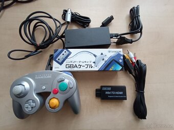 Nintendo GameCube + Game Boy Player - 10