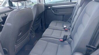 Volkswagen Touran 1.9 Tdi 74 KW jen 213 tis km 7-MÍST - 10
