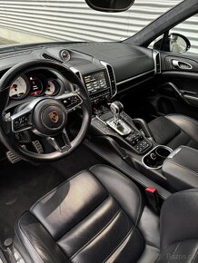Porsche Cayenne Diesel V8 4.2TDI - 10