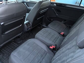 Volkswagen Touran, 2,0 TDi 110kW ČR 1.Maj 7-Míst - 10