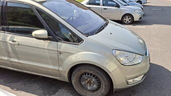 Ford Galaxy 2.0 benzín 2008, 257 tisíc najeto 7 míst - 10